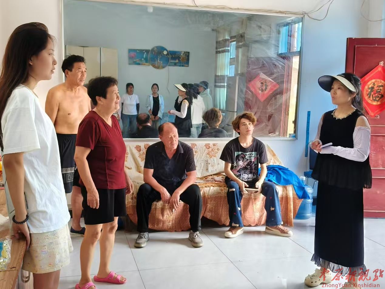 叶县龚店镇团委组织返乡大学生开展留守儿童持续帮扶计划